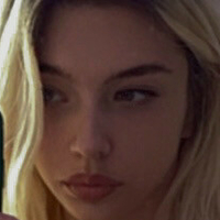 8аддикшн Оголені