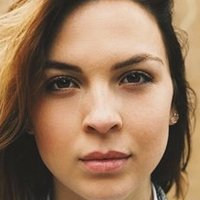 Ейслін Найт Оголені