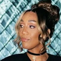 А'джа Вілсон Оголені