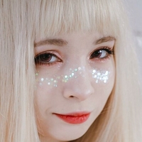 Акірахартікс Оголені