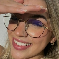 Аліс Катерина Оголені