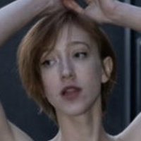 Аліс Вайт Оголені