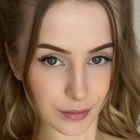 Аліса Грін Оголені