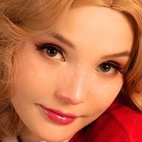 Аліса Бішоп Оголені