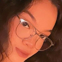 Елісса Юмі Лауро Оголені