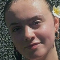 Емі Гетгуд Оголені