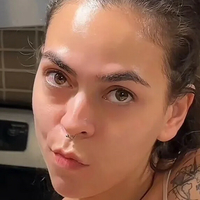 Ана Ттракшн Оголені