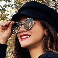 Андреа Еспада Оголені