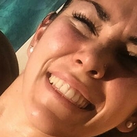 Енді Поведано Оголені