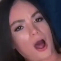 Енджел Лозер Оголені