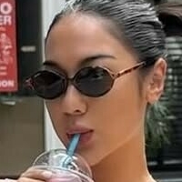 Аніндіта Хідайят Оголені