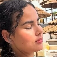 Анита Корредера Оголені