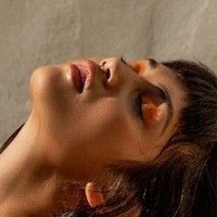 Анита Патхамавонг Оголені