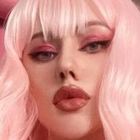 Анна Айферт Оголені