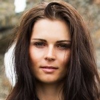 Анна Феннінгер Оголені