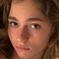 Анна Малигон Оголені