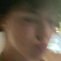 Анна Р Оголені