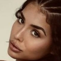 Анна Кастело Оголені