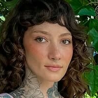 Антуріуменджел Оголені