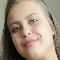 Аняблумсхо Оголені