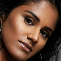 Арті Начіаппан Оголені