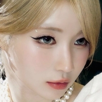 Аса Енамі Оголені