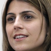 Огаст Авіла Оголені