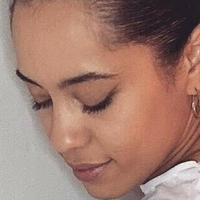 Ава Аннеліз Оголені