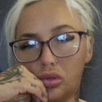 Бембі Блекс Оголені