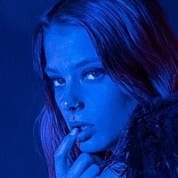 Белла Бідді Оголені