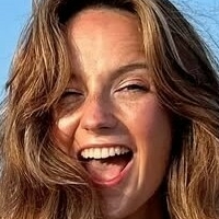 Белла Причард Оголені