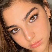 Блер Девіс Оголені