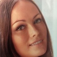 Бонні Лардж Оголені