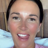 Бренді Біллі Оголені