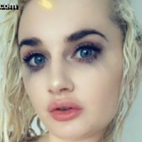 Кейтлін Енн Оголені