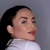 Кендікс Оголені