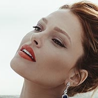 Каролін Ресвєр Оголені