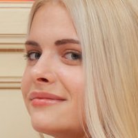 Шармен Оголені
