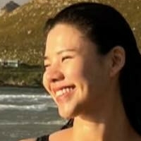 Чу Чіа Ії Оголені