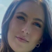 Клер Леві Оголені