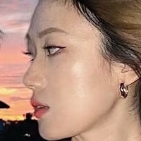 Клара Ванг Оголені