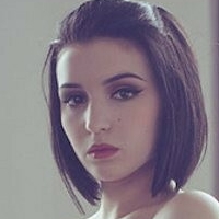 Клеа Де Велур Оголені