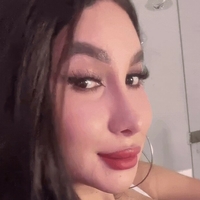 Клої Вайт Оголені