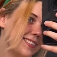 К'ют Ріка Оголені