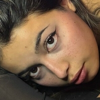 катестскайлер Оголені