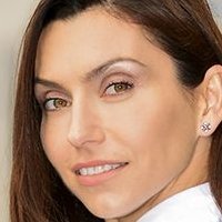 Даніела Лазар Оголені