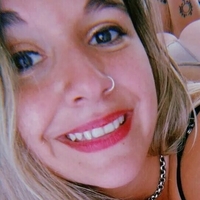 Даніелас Оголені