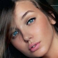 Дарія Коновалова Оголені