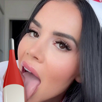 Дессі_дезайрс Оголені