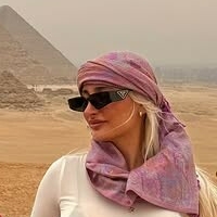 Діанюкс Оголені